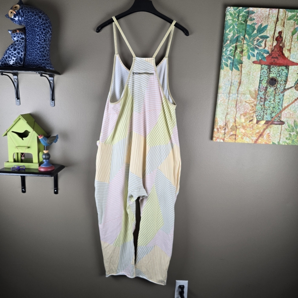 Free People Movement RARE Limited Edition Pattern Hot Shot Onsie Small - Picture 9 of 16